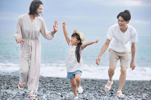 沖縄 家族旅行 子連れ 笑顔