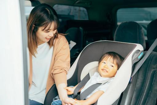チャイルドシート 子供 車 安全 沖縄レンタカー